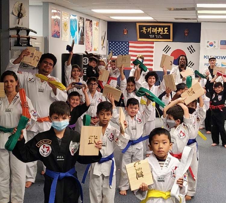 midland-taekwondo-training-center-martial-arts-photo